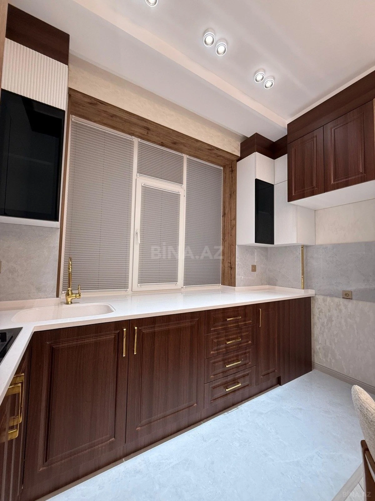 Satılır 2 otaqlı mənzil 55 m²