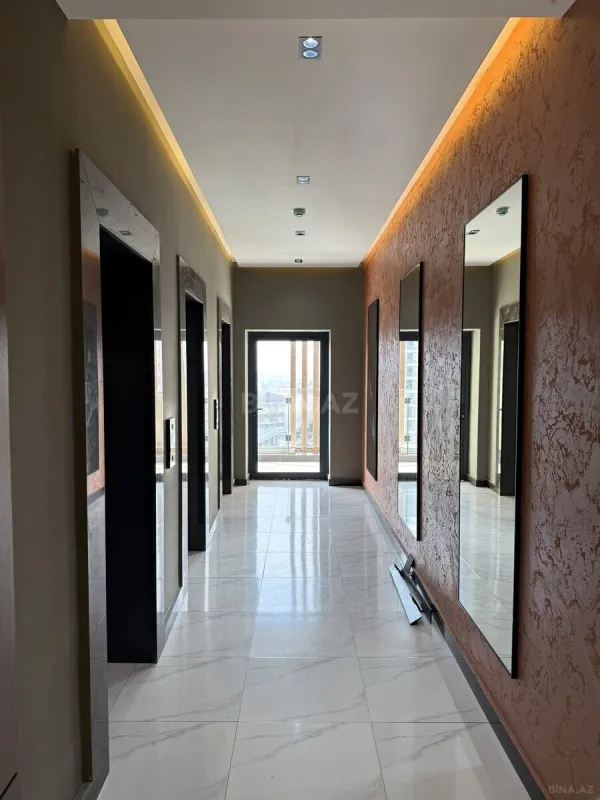 Satılır 3 otaqlı mənzil 101 m²