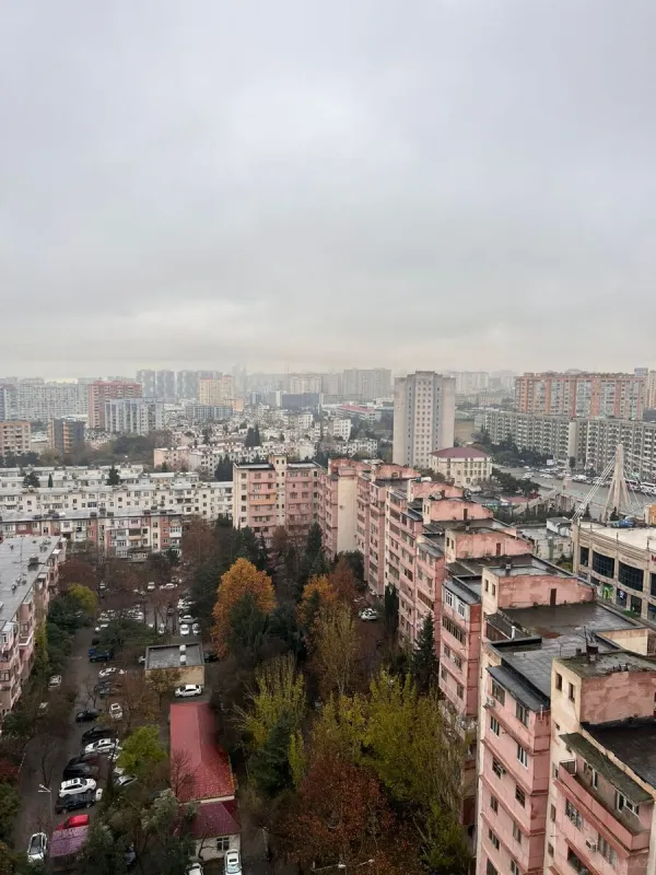 Satılır 3 otaqlı mənzil 110 m²