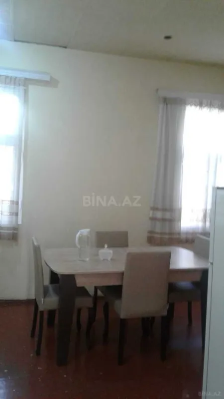 Satılır 2 otaqlı mənzil 70 m²