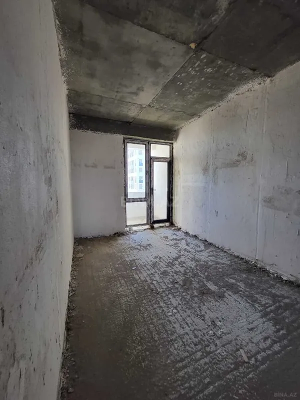 Satılır 3 otaqlı mənzil 150 m²