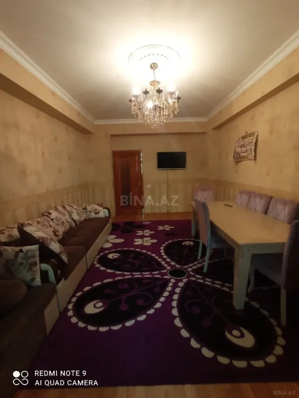 Kirayə verilir 2 otaqlı mənzil 60 m²