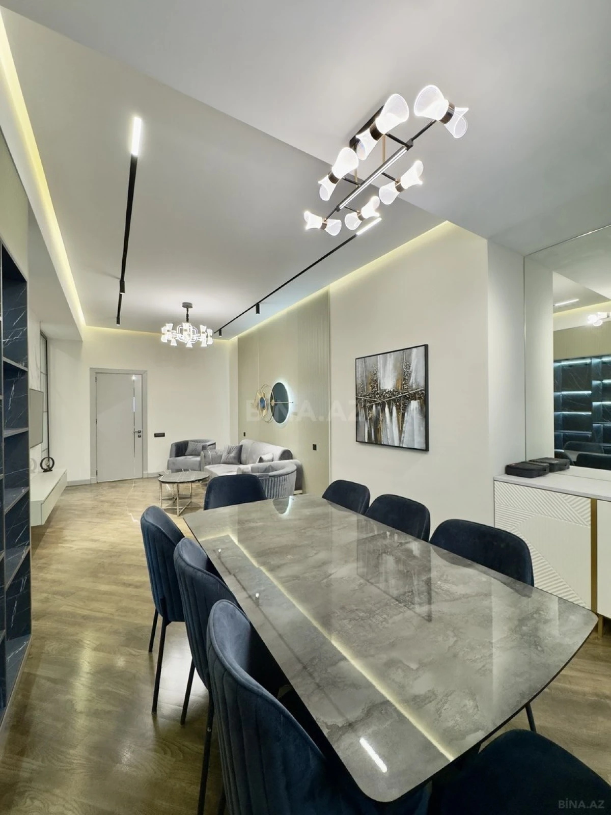 Satılır 3 otaqlı mənzil 150 m²