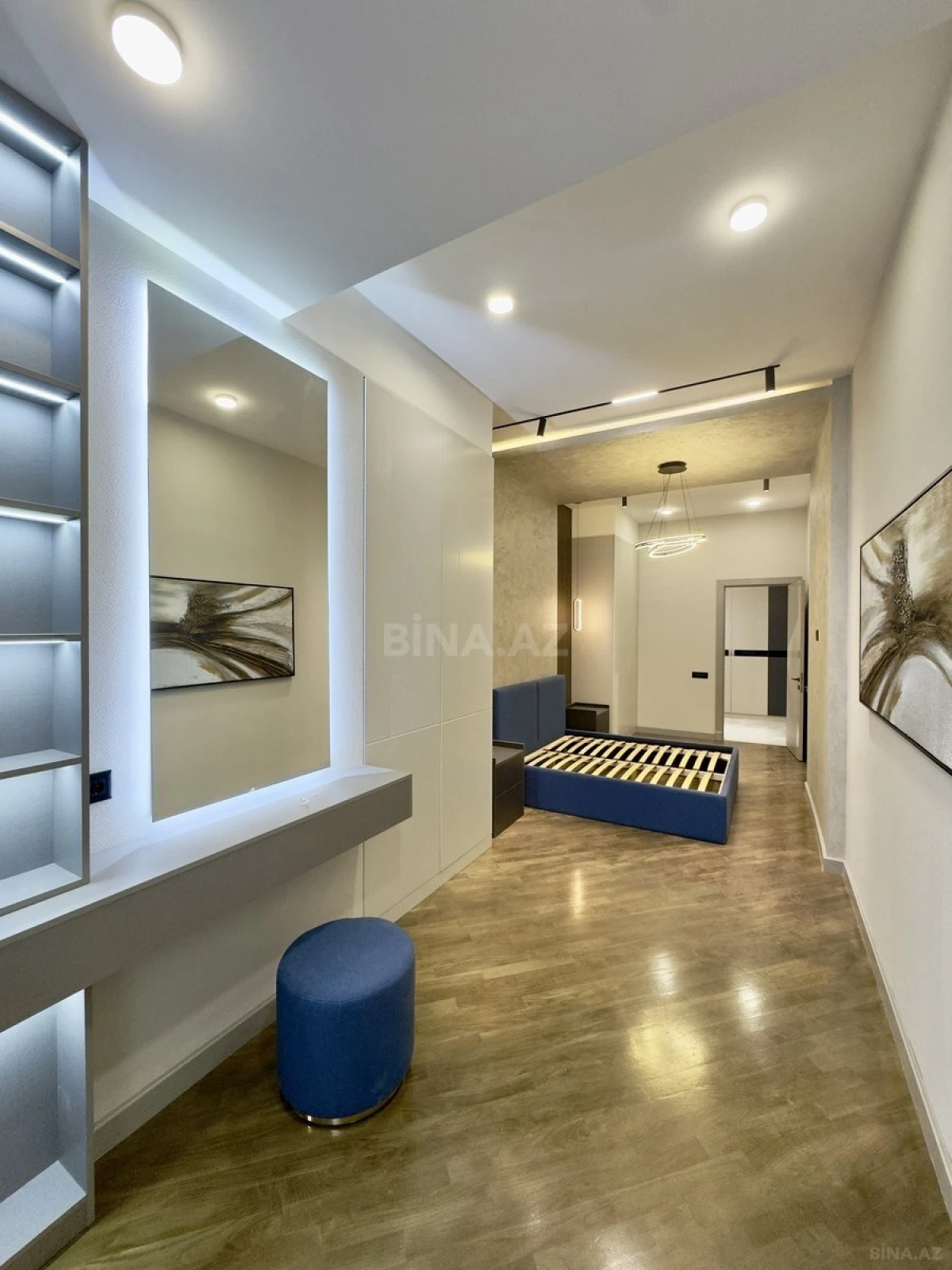 Satılır 3 otaqlı mənzil 150 m²