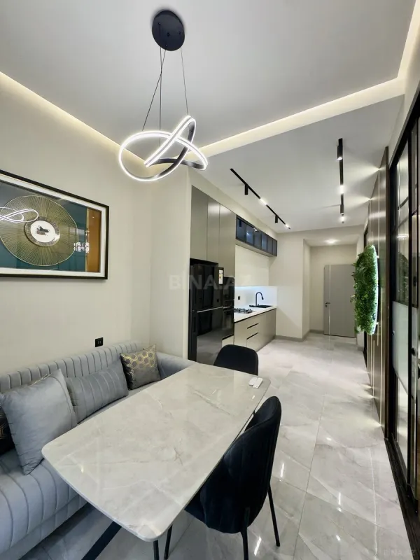 Satılır 3 otaqlı mənzil 150 m²