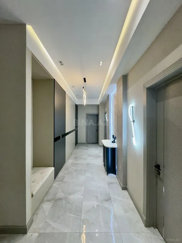 Satılır 3 otaqlı mənzil 150 m²