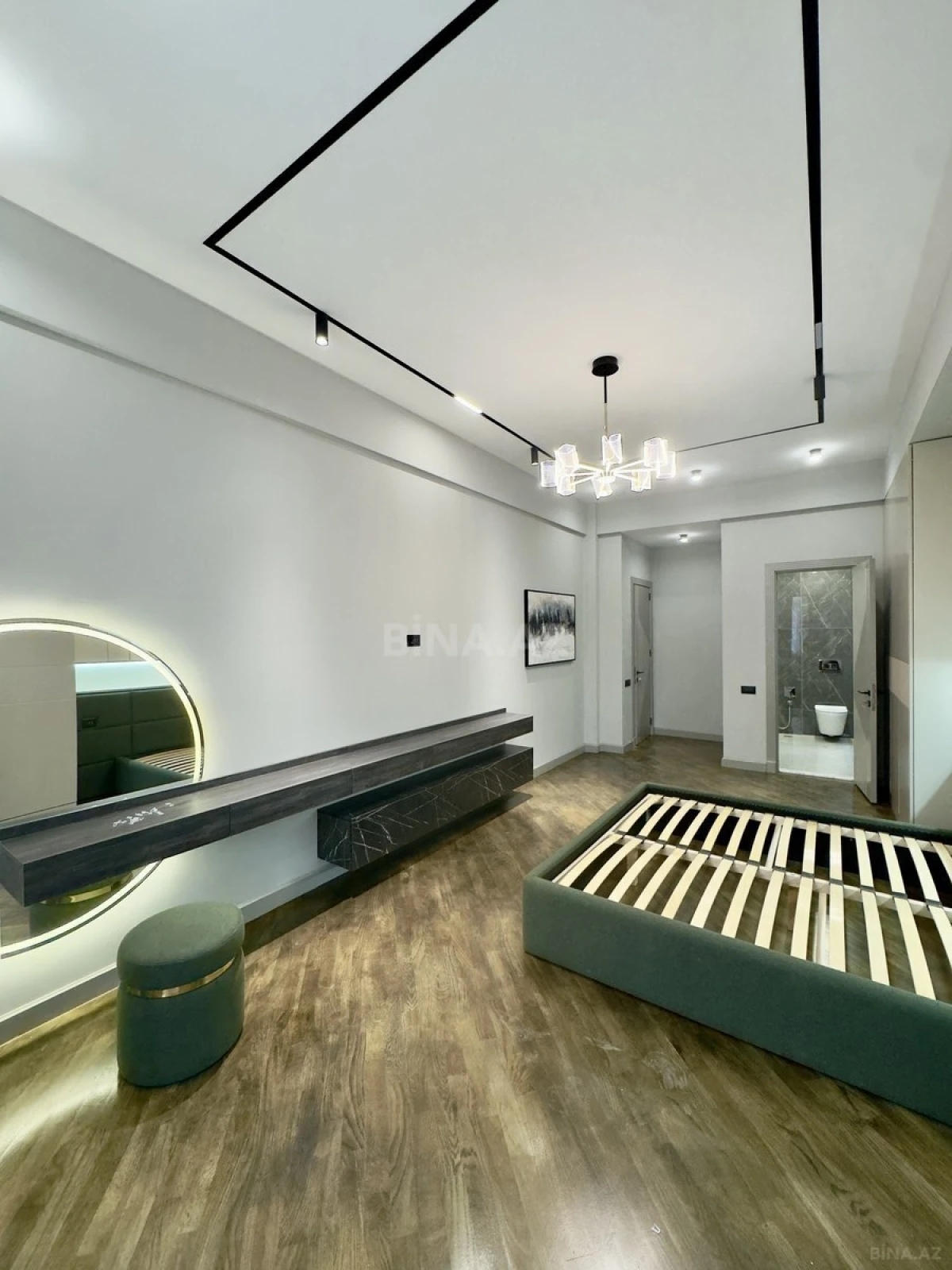 Satılır 3 otaqlı mənzil 150 m²