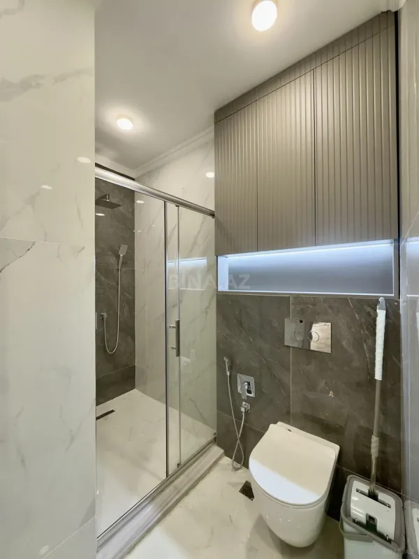 Satılır 3 otaqlı mənzil 150 m²