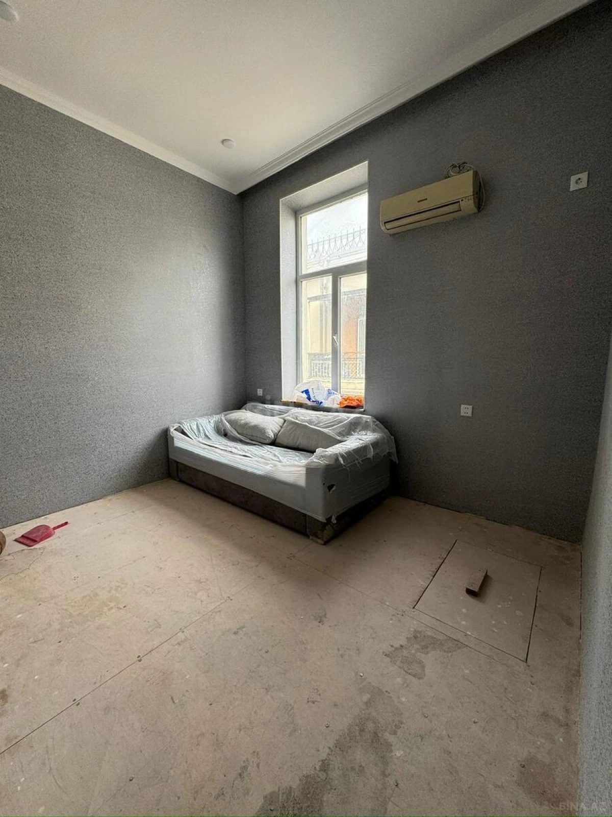 Satılır 3 otaqlı mənzil 90 m²