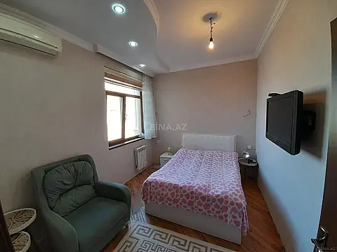 Satılır 2 otaqlı mənzil 75 m²