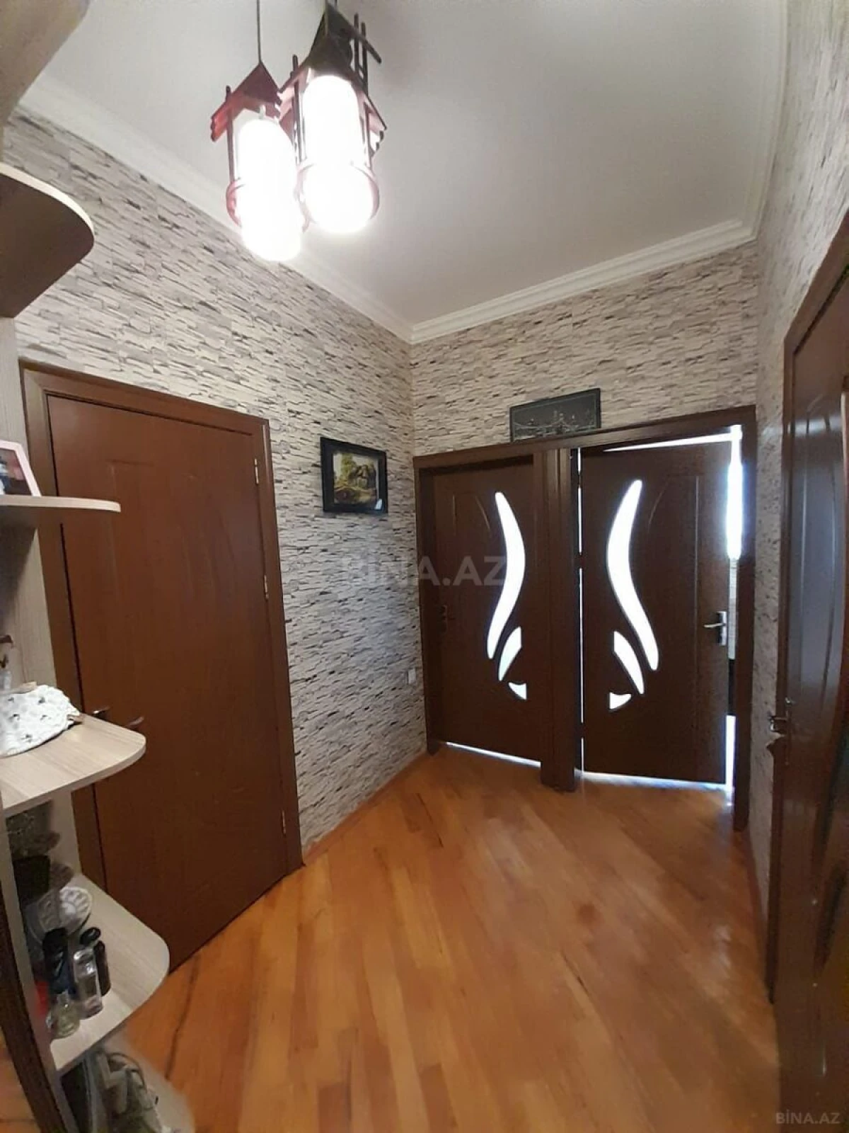 Satılır 2 otaqlı mənzil 75 m²
