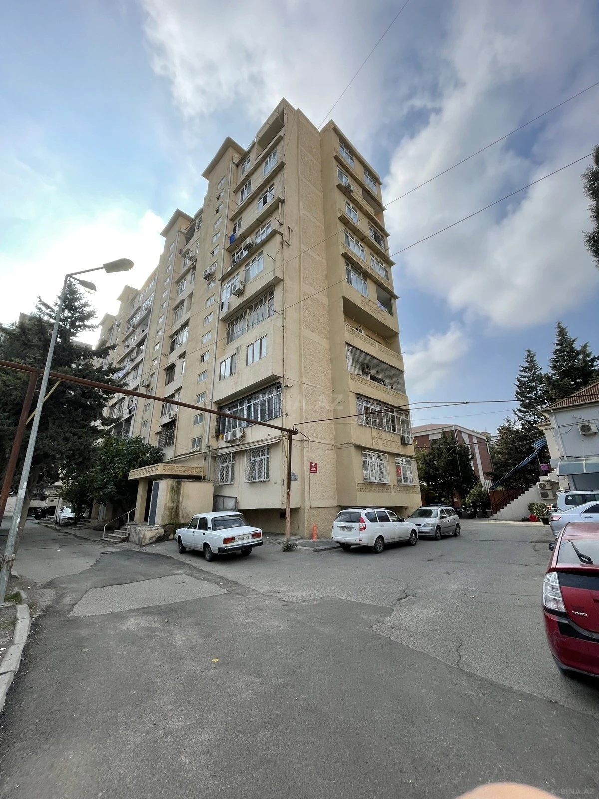 Satılır 3 otaqlı mənzil 65 m²