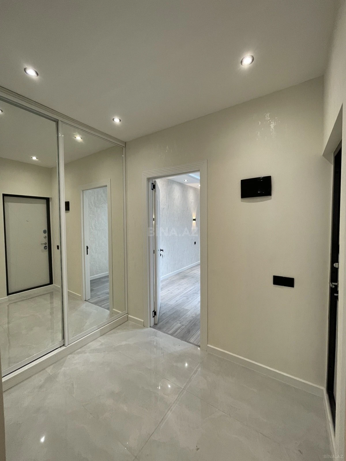 Satılır 3 otaqlı mənzil 65 m²