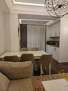 Kirayə verilir 2 otaqlı mənzil 85 m²