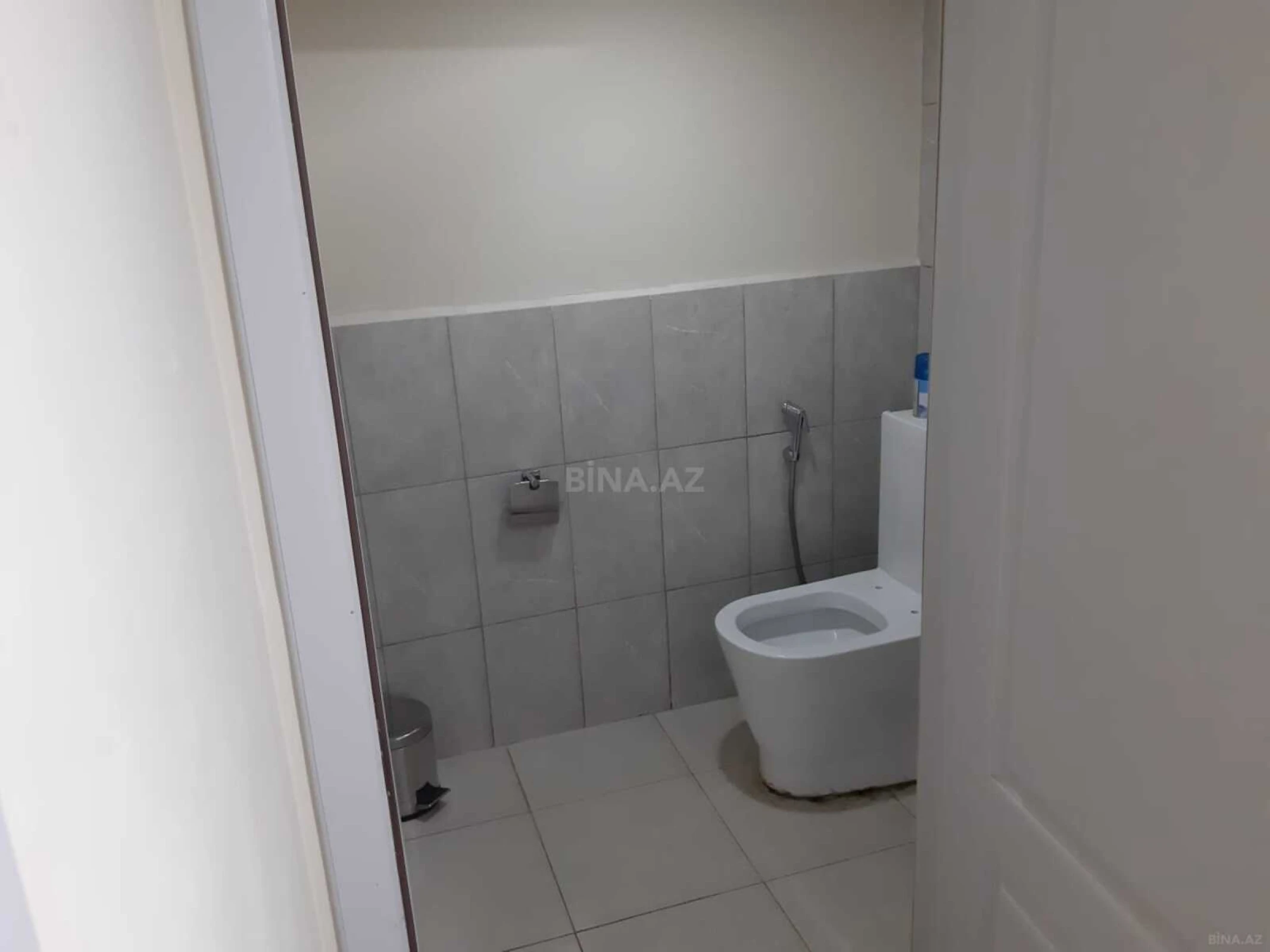 Kirayə verilir 2 otaqlı ofis 70 m²