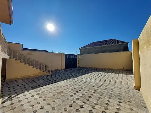 Satılır 4 otaqlı həyət evi 176 m²