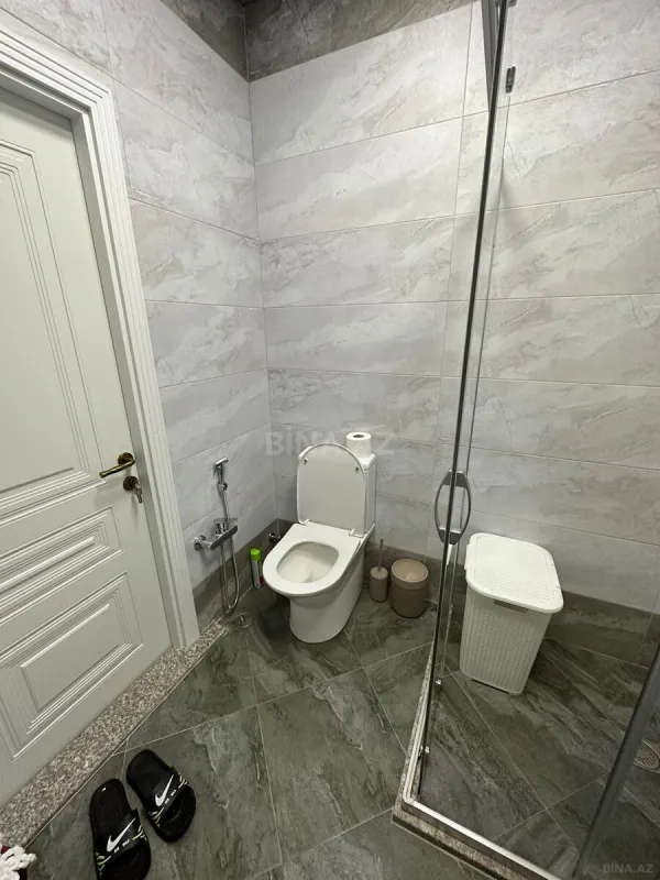 Kirayə verilir 2 otaqlı mənzil 80 m²