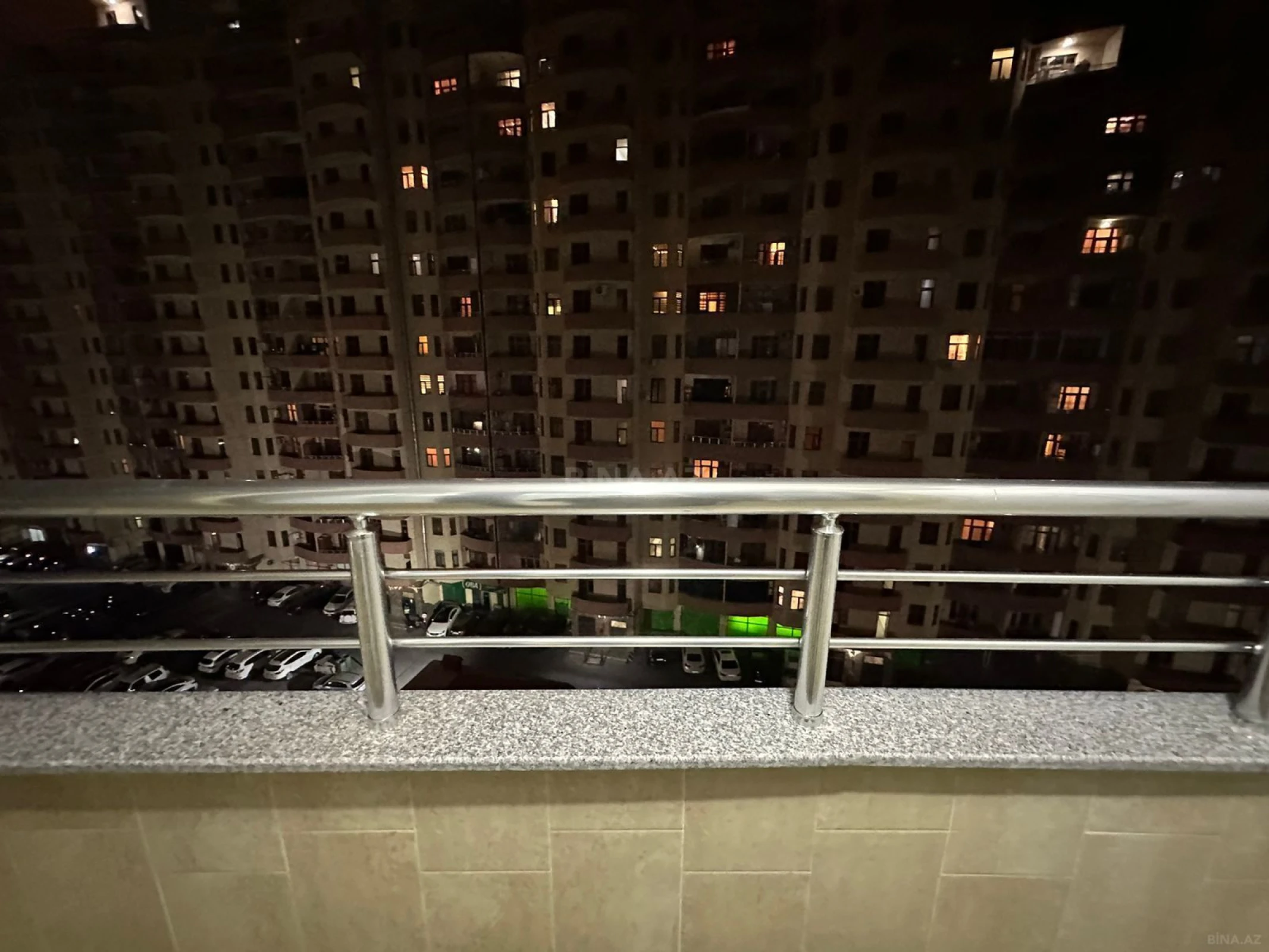 Kirayə verilir 2 otaqlı mənzil 80 m²