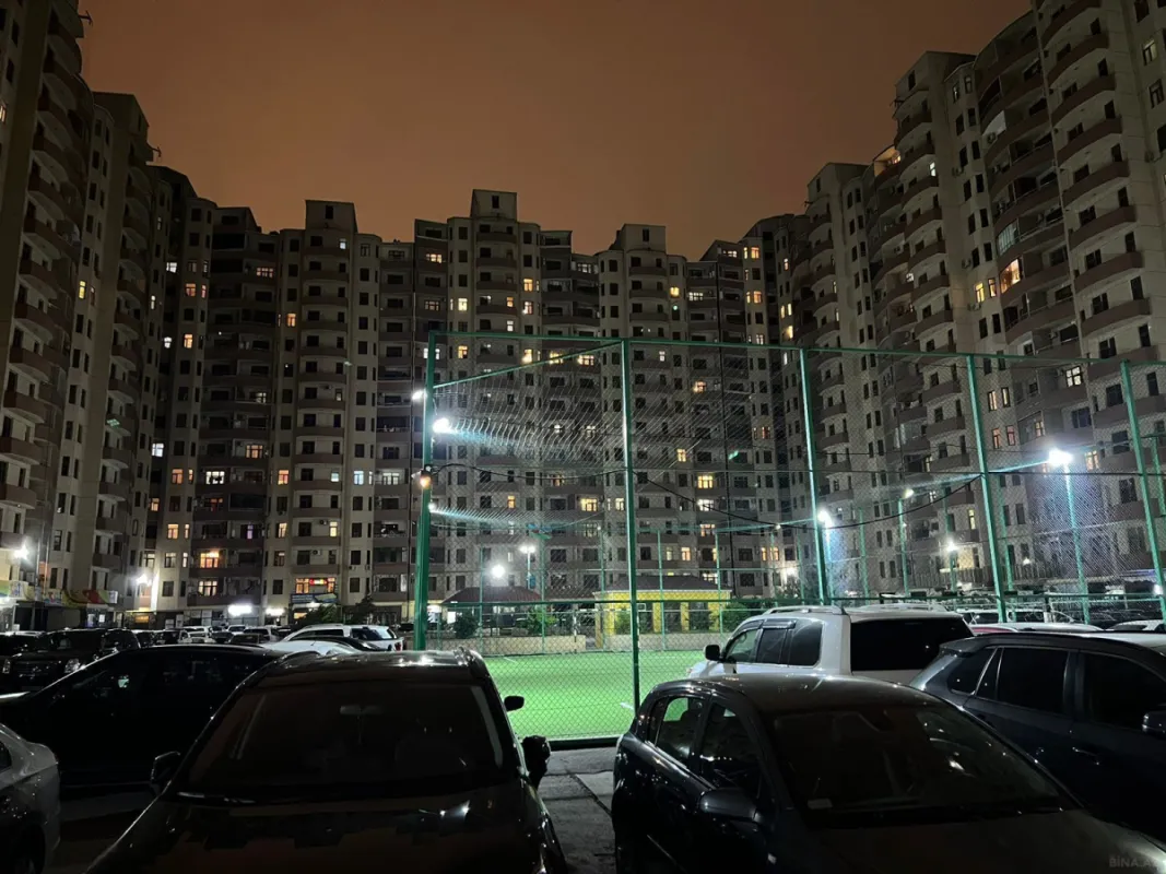 Kirayə verilir 2 otaqlı mənzil 80 m²