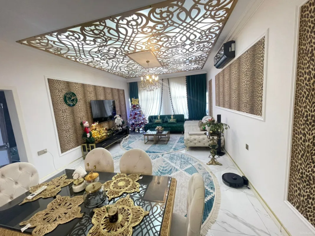 Satılır 5 otaqlı həyət evi 160 m²