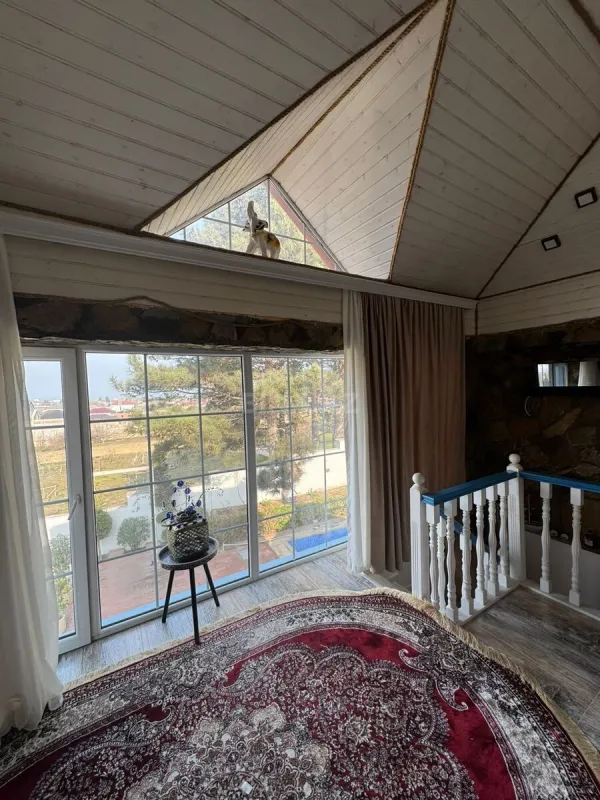 Satılır 5 otaqlı həyət evi 160 m²