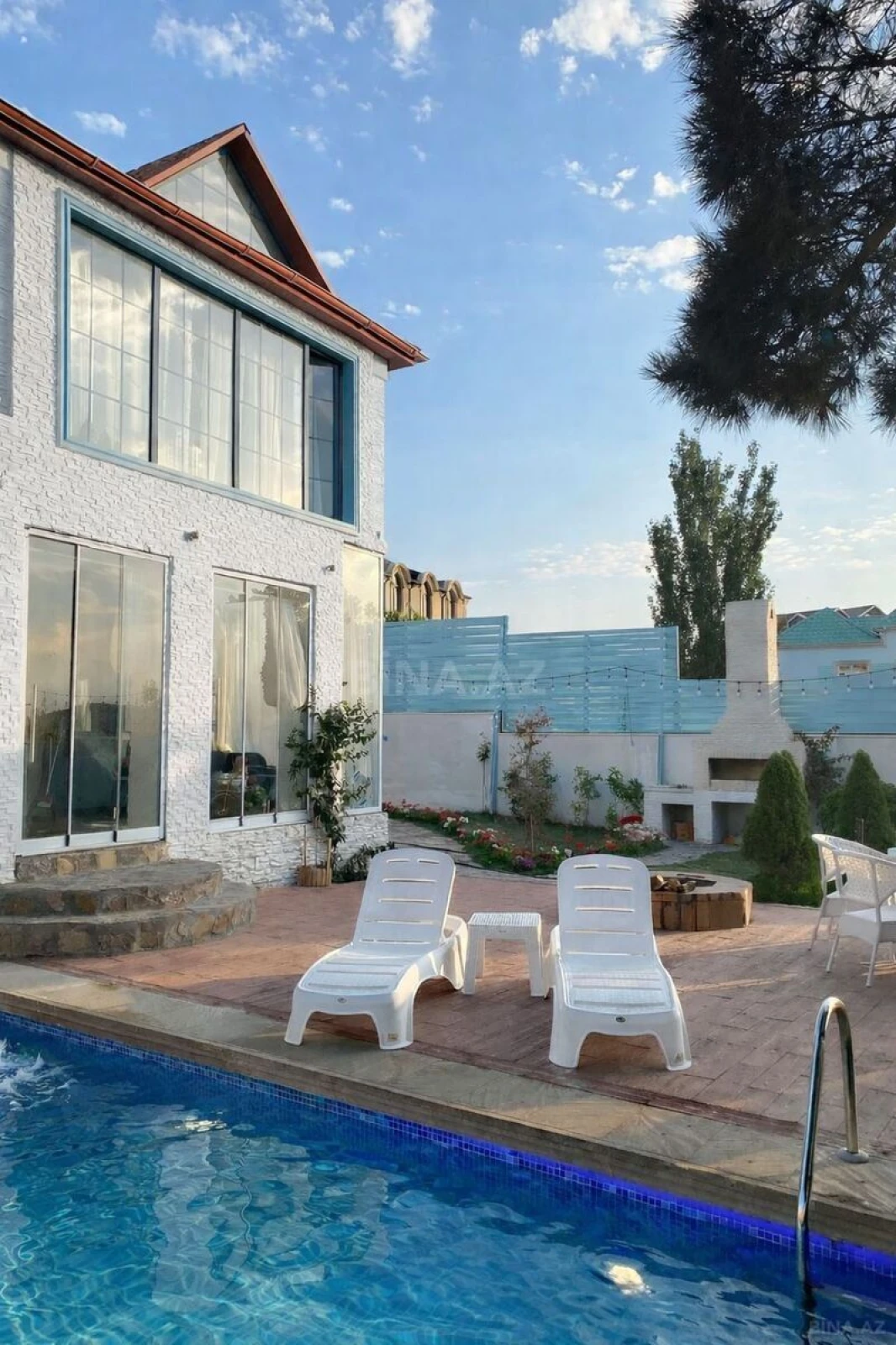 Satılır 5 otaqlı həyət evi 160 m²