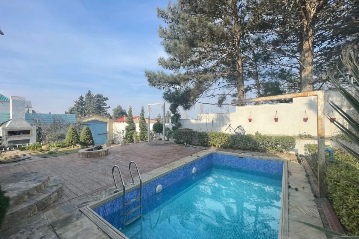 Satılır 5 otaqlı həyət evi 160 m²