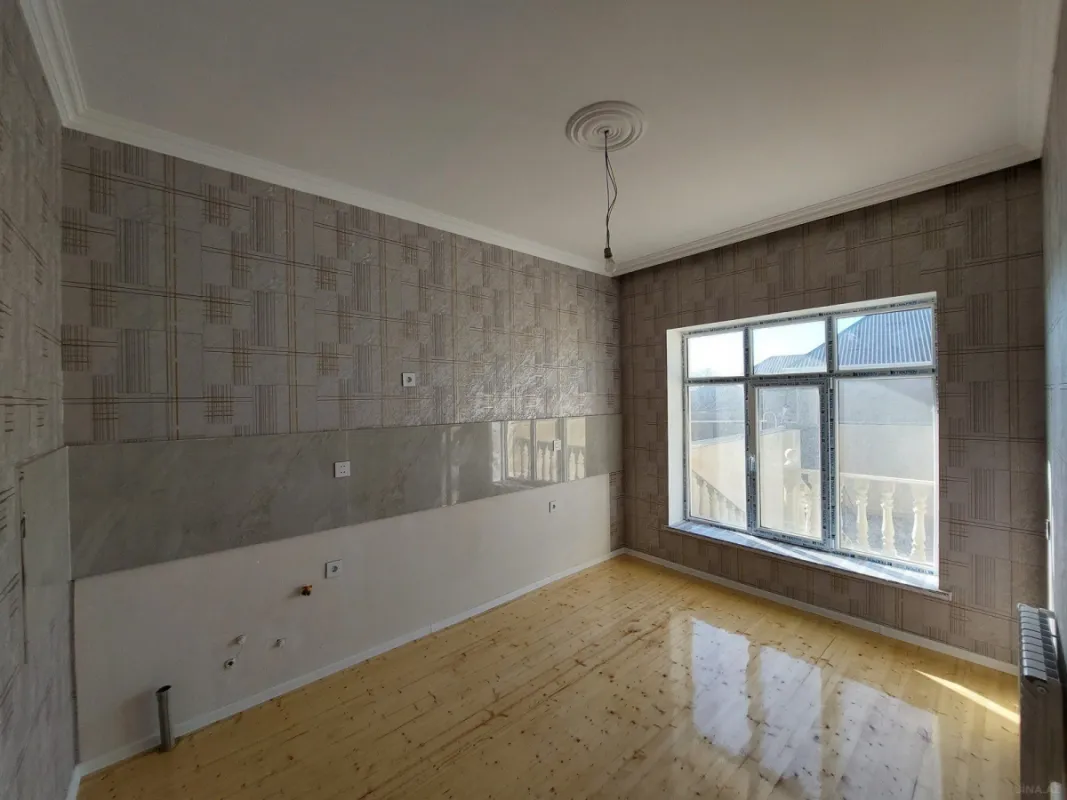 Satılır 4 otaqlı həyət evi 124 m²