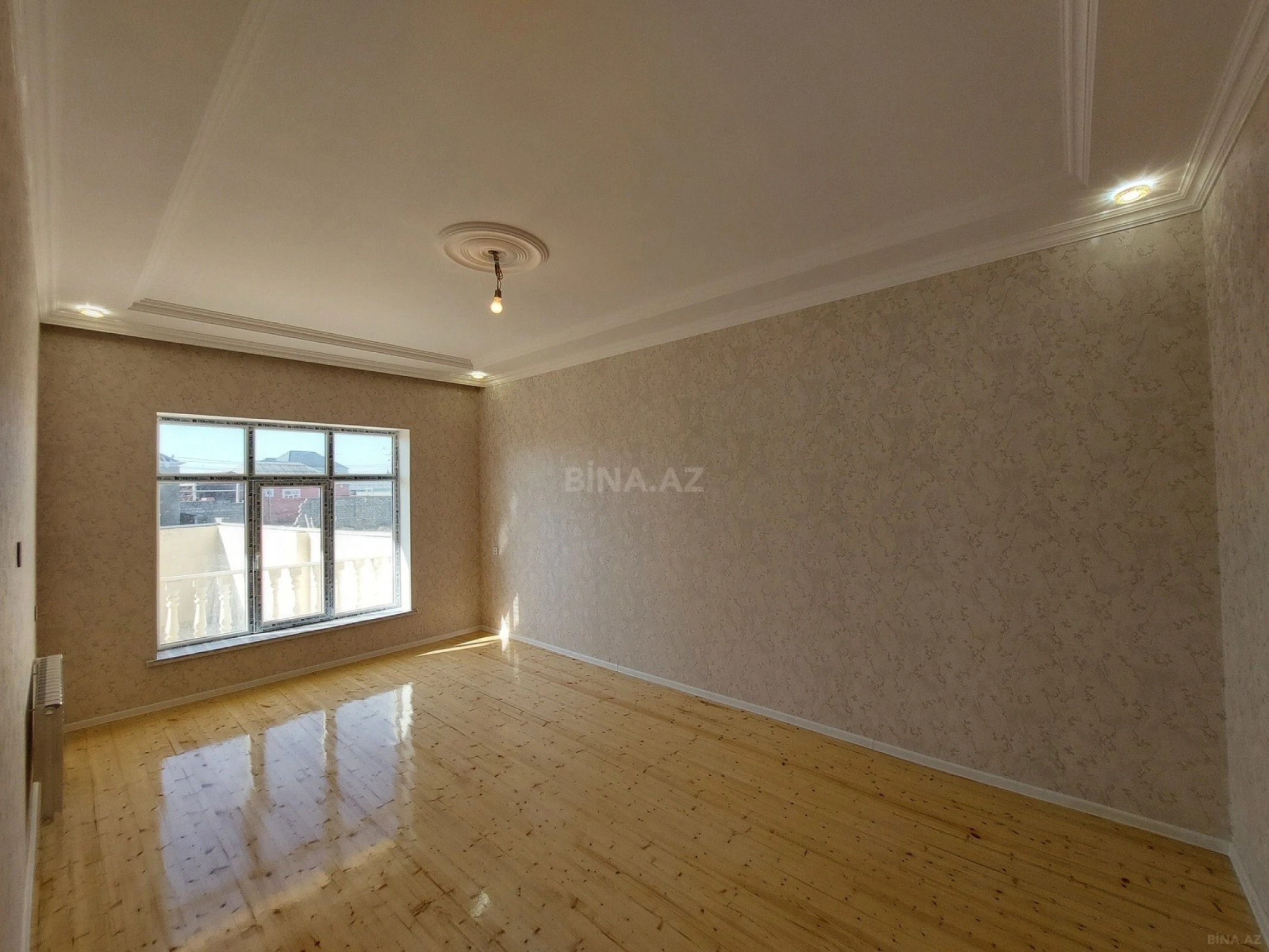 Satılır 4 otaqlı həyət evi 124 m²