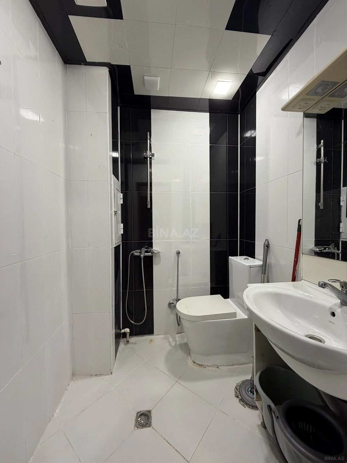 Satılır 2 otaqlı mənzil 42 m²