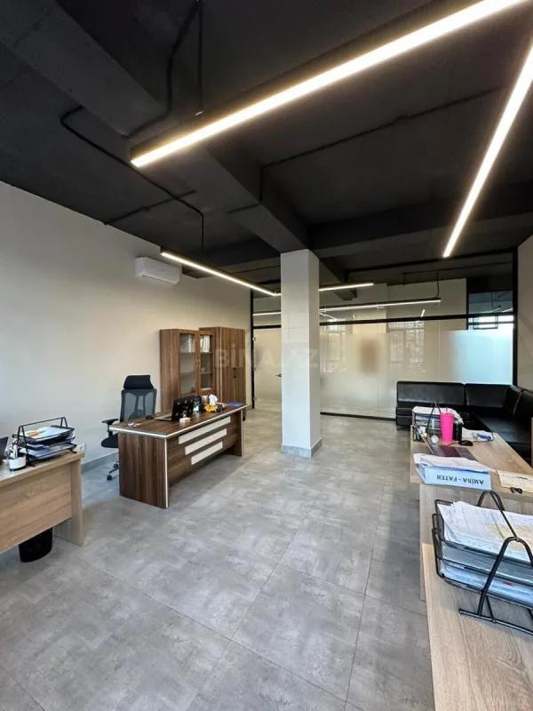 Kirayə verilir 1 otaqlı ofis 40 m²