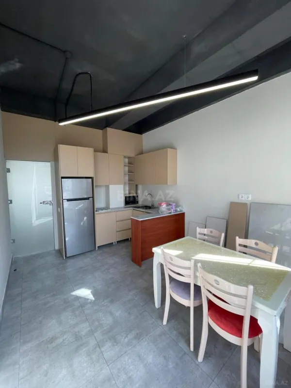 Kirayə verilir 1 otaqlı ofis 40 m²