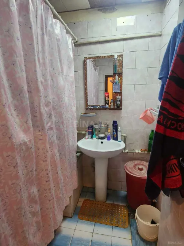 Satılır 4 otaqlı mənzil 100 m²