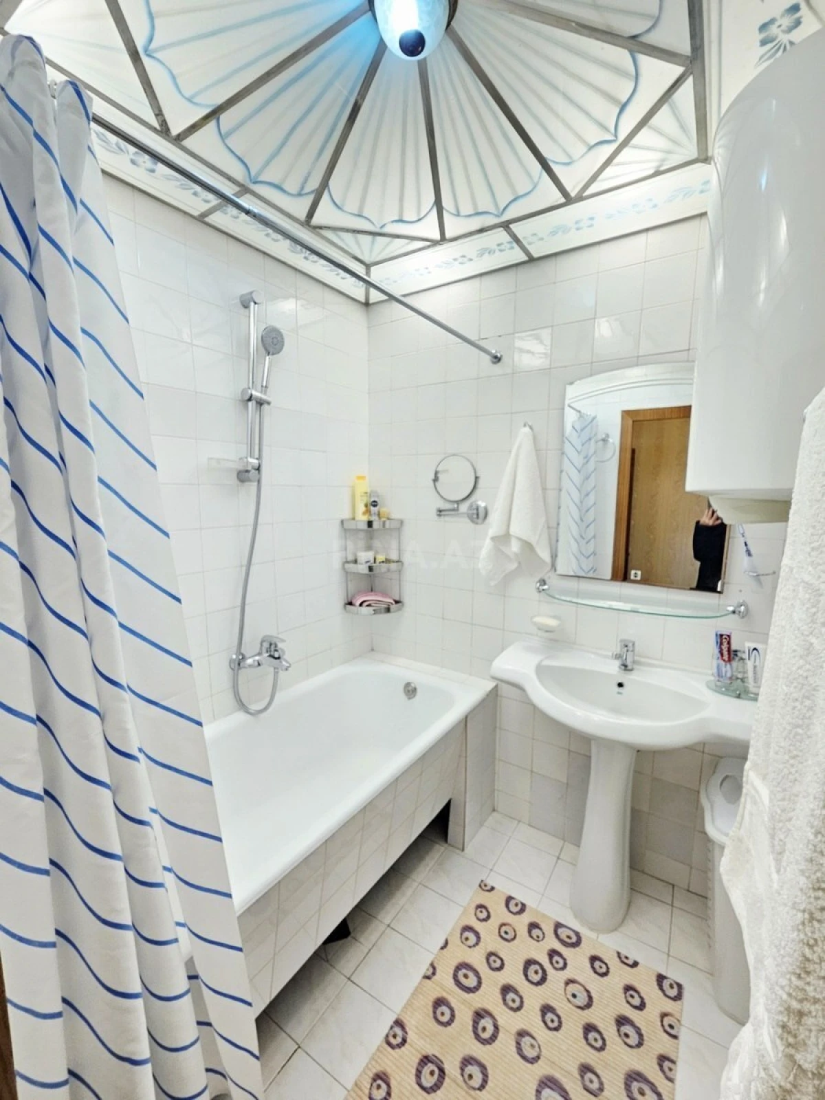 Satılır 5 otaqlı mənzil 120 m²