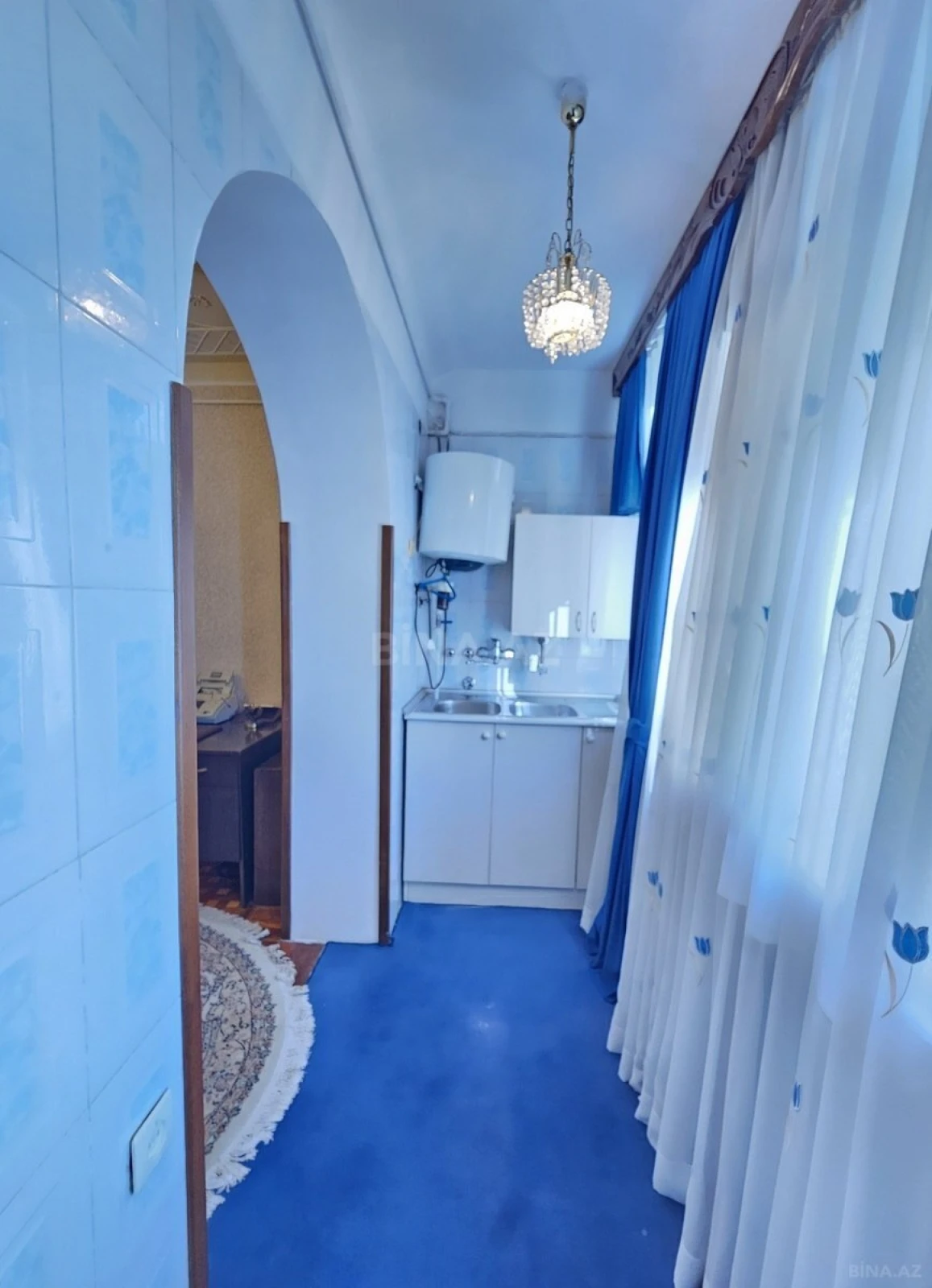 Satılır 5 otaqlı mənzil 120 m²