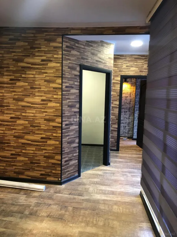 Satılır 3 otaqlı ofis 115 m²