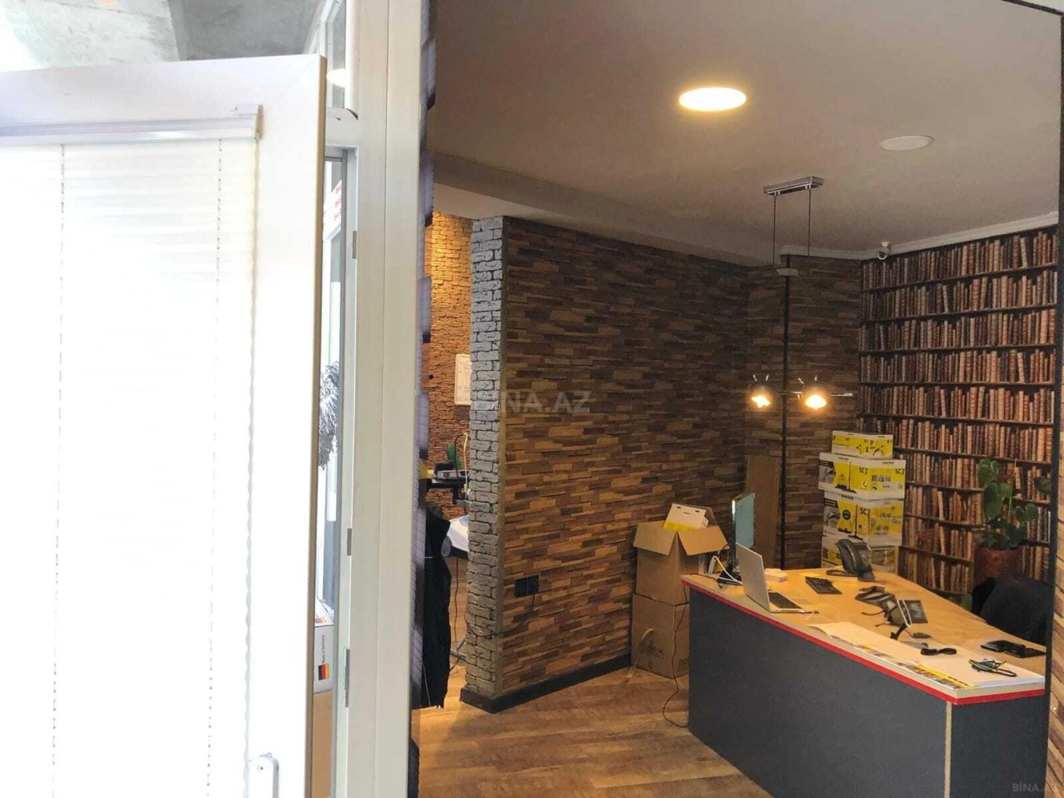 Satılır 3 otaqlı ofis 115 m²