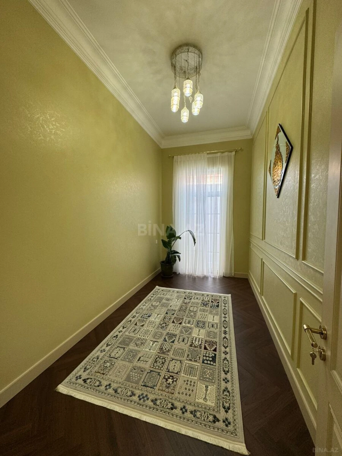 Satılır 4 otaqlı həyət evi 160 m²