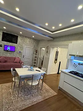 Satılır 4 otaqlı mənzil 167 m²