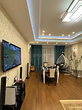 Satılır 4 otaqlı mənzil 167 m²