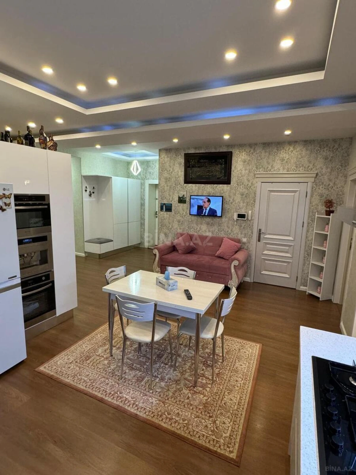 Satılır 4 otaqlı mənzil 167 m²