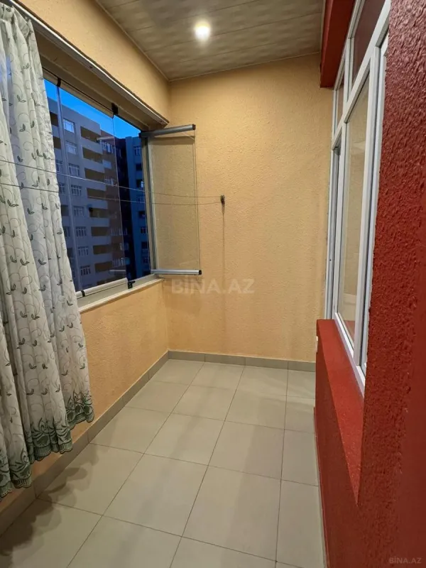 Satılır 4 otaqlı mənzil 167 m²