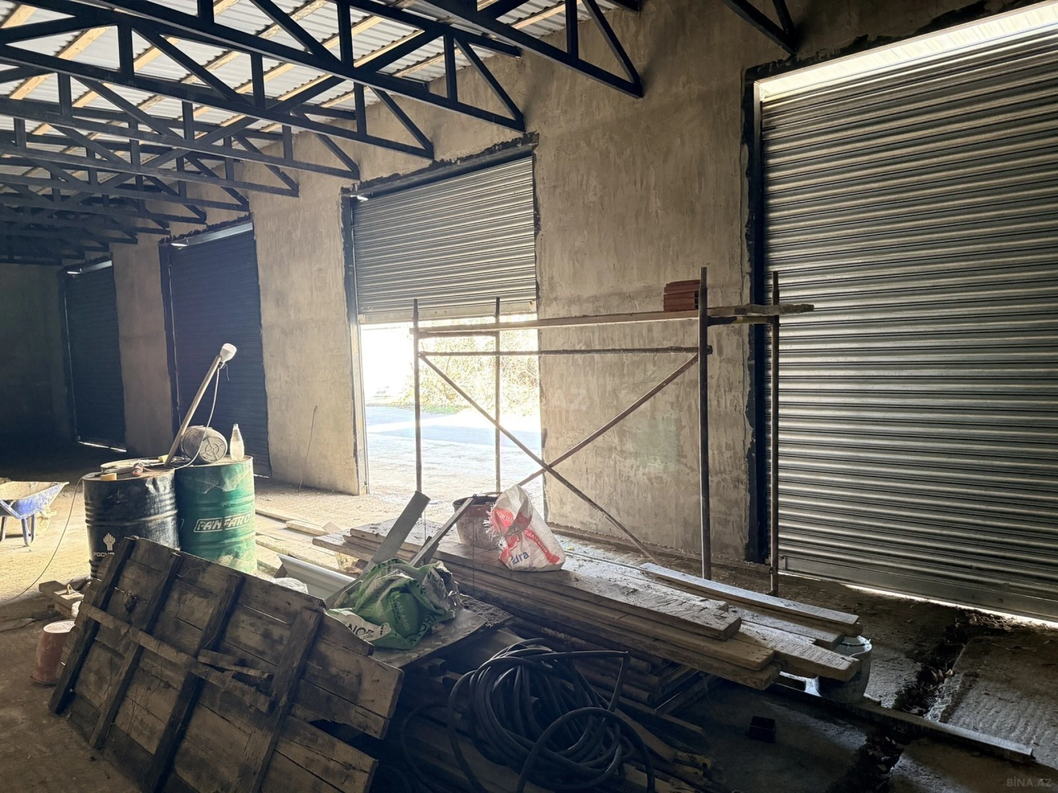 Kirayə verilir obyekt 150 m²