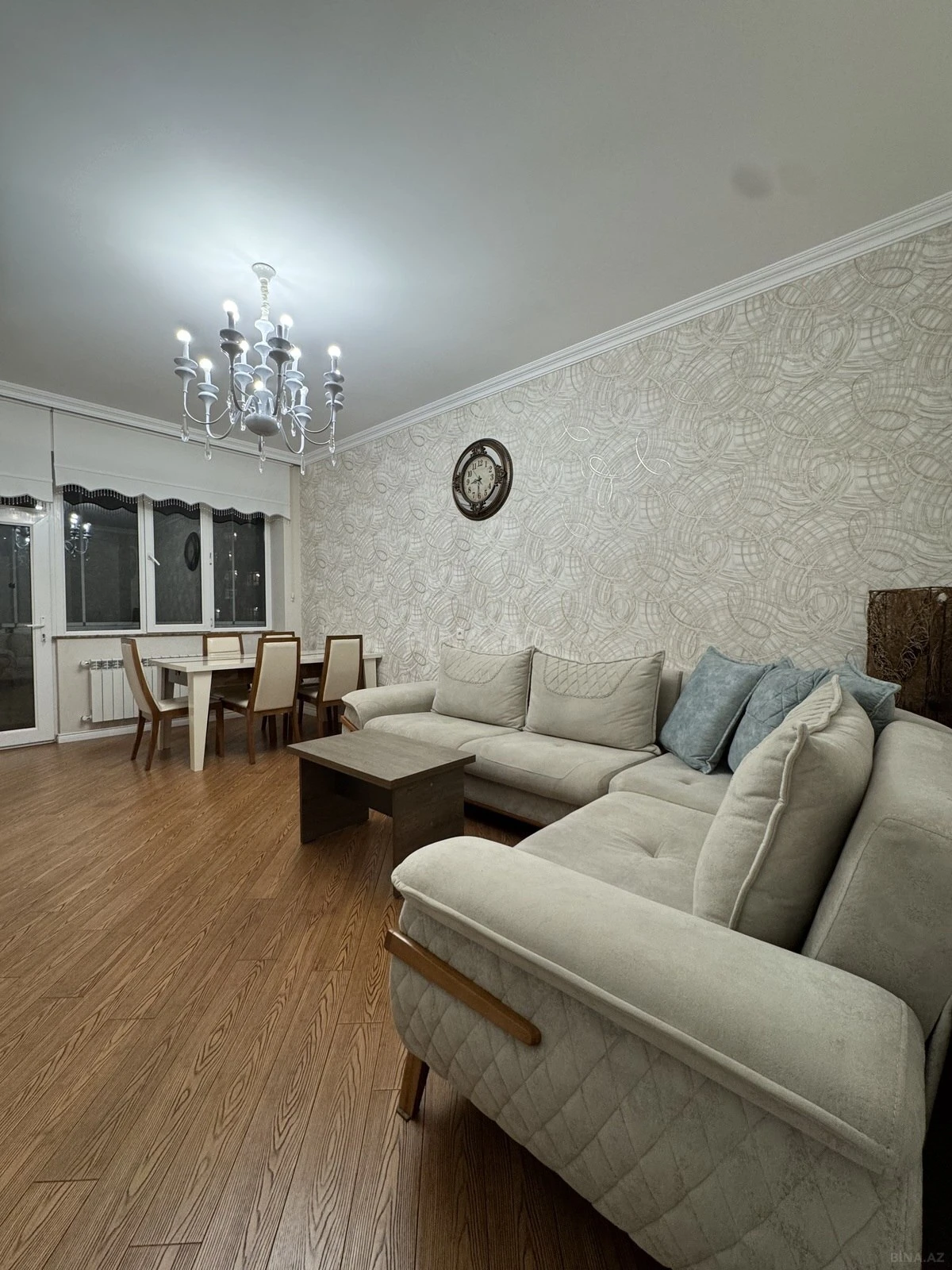 Kirayə verilir 3 otaqlı mənzil 110 m²