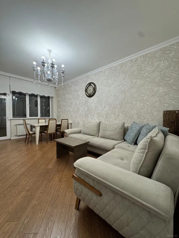 Kirayə verilir 3 otaqlı mənzil 110 m²