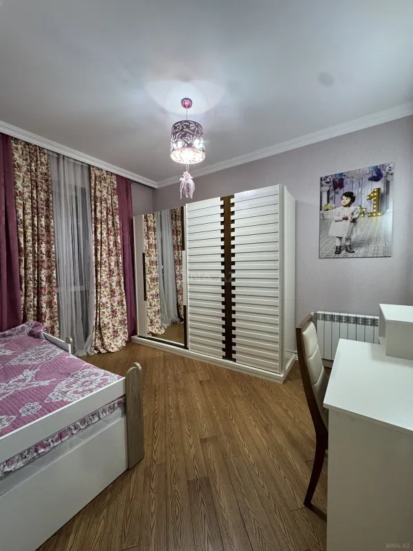 Kirayə verilir 3 otaqlı mənzil 110 m²