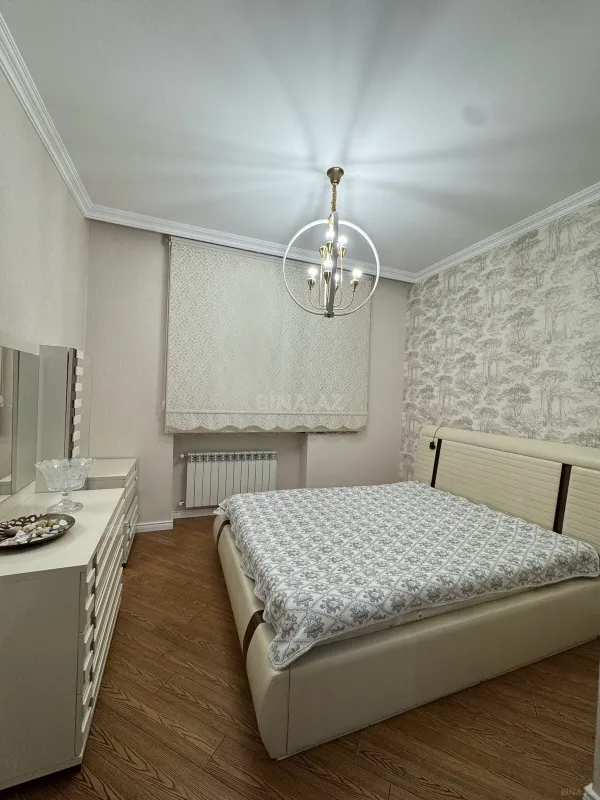 Kirayə verilir 3 otaqlı mənzil 110 m²