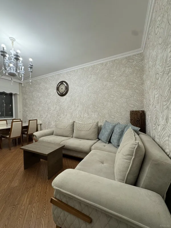 Kirayə verilir 3 otaqlı mənzil 110 m²