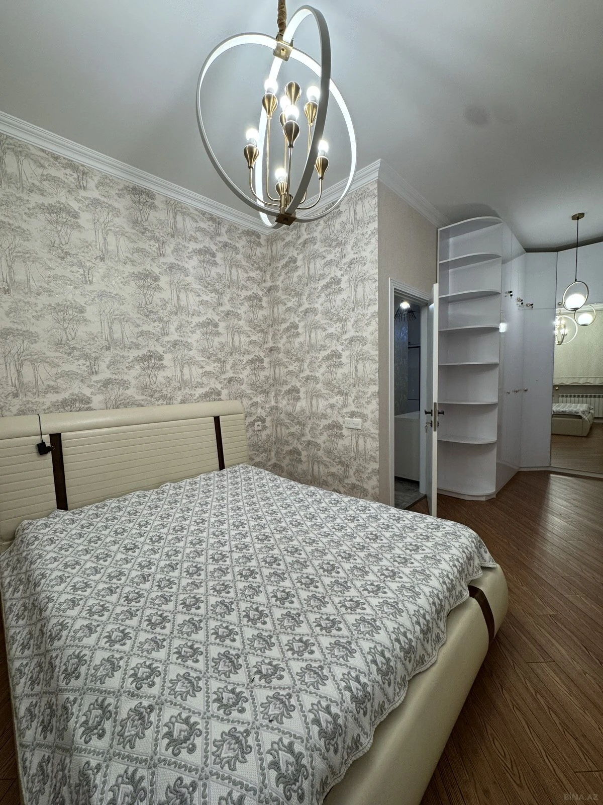 Kirayə verilir 3 otaqlı mənzil 110 m²