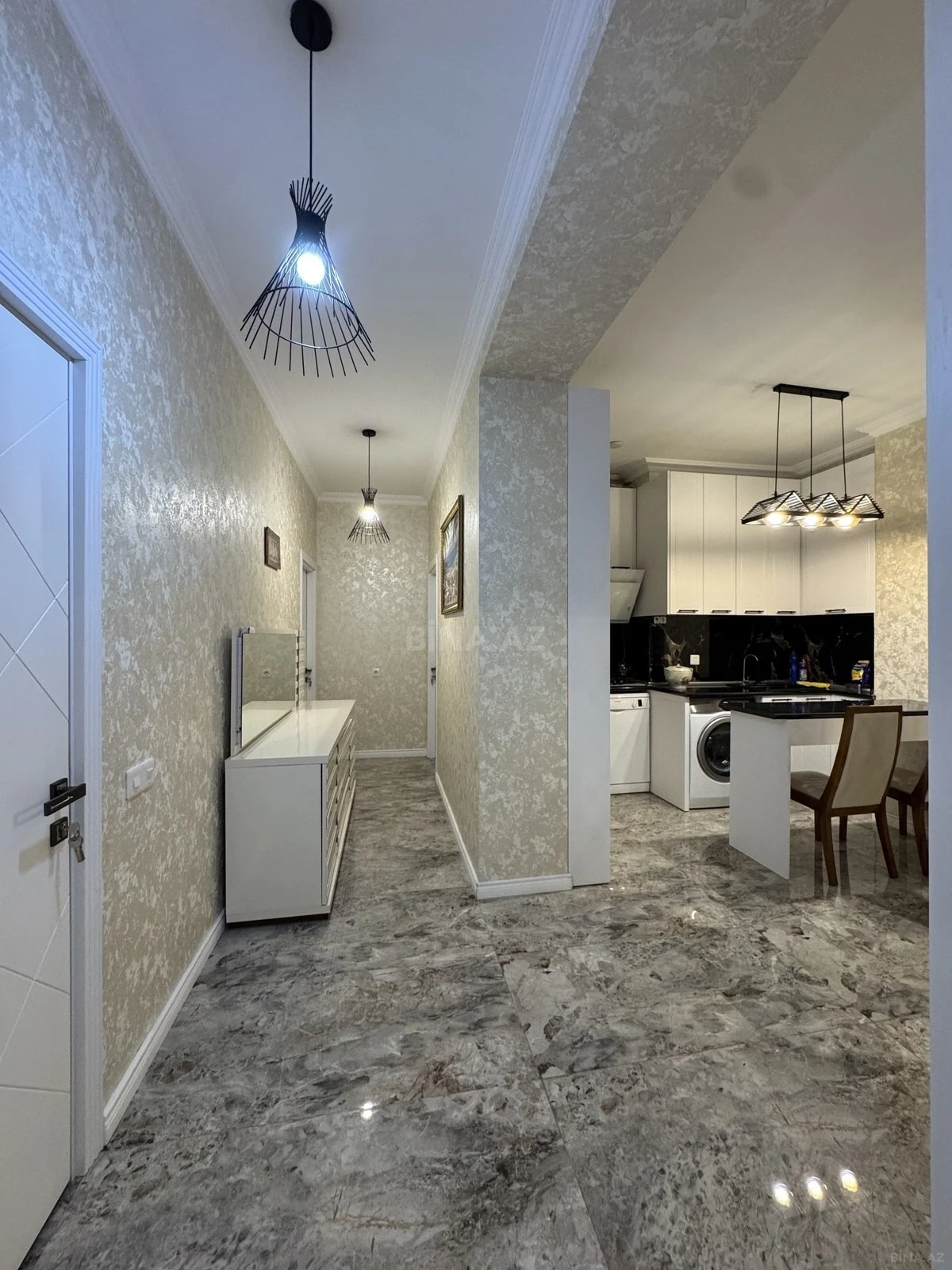 Kirayə verilir 3 otaqlı mənzil 110 m²
